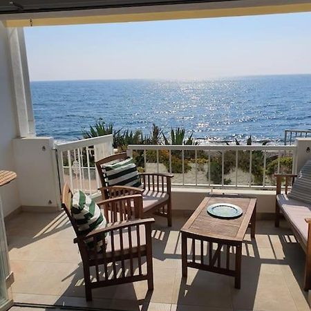 Front Mer - Sublime Appartement Moderne Et Confortable 埃斯特波纳 外观 照片