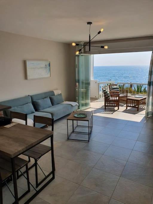 Front Mer - Sublime Appartement Moderne Et Confortable 埃斯特波纳 外观 照片
