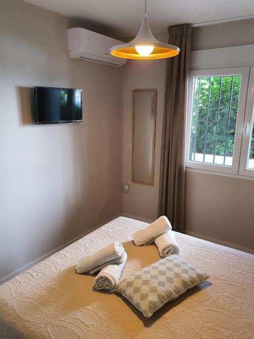 Front Mer - Sublime Appartement Moderne Et Confortable 埃斯特波纳 外观 照片