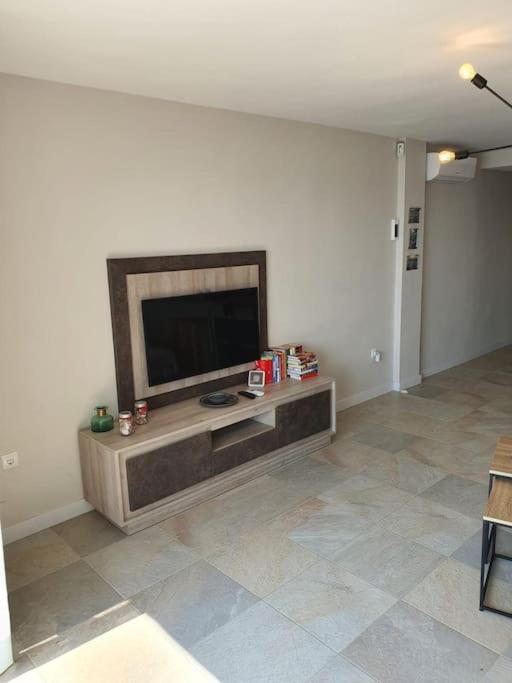 Front Mer - Sublime Appartement Moderne Et Confortable 埃斯特波纳 外观 照片