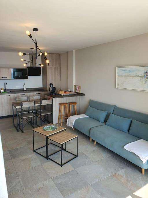 Front Mer - Sublime Appartement Moderne Et Confortable 埃斯特波纳 外观 照片